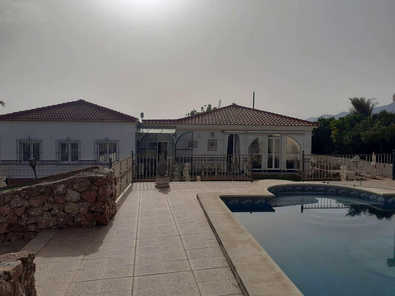 6 bedroom Villa in Alhaurin el Grande