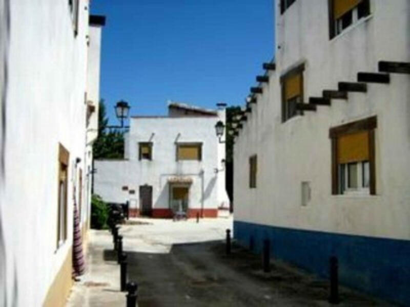 27 chambre Local Commercial à vendre