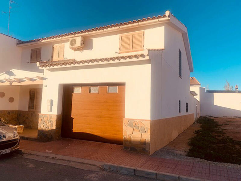 5 bedroom Villa for sale