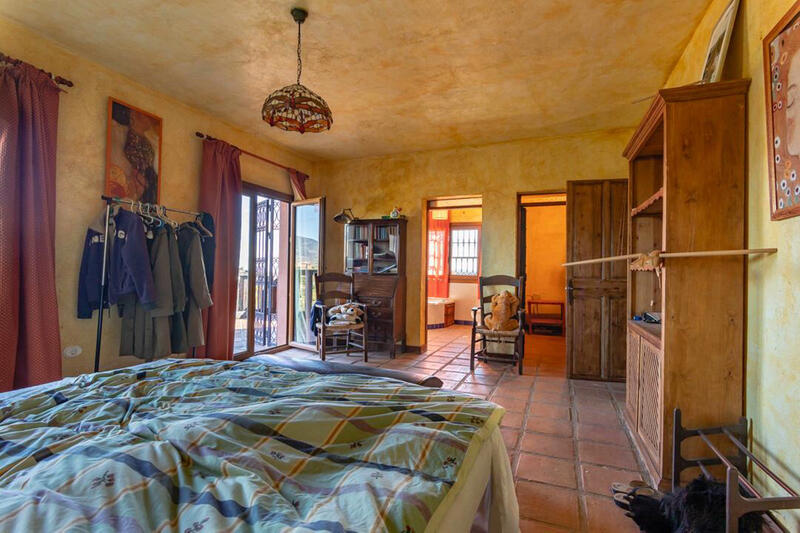 4 chambre Auberge à vendre