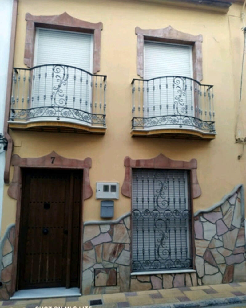 Townhouse for sale in Coin, Málaga