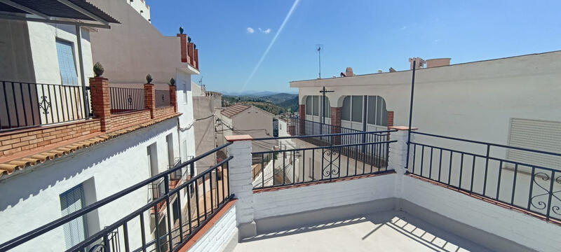 Apartment for sale in Tolox, Málaga