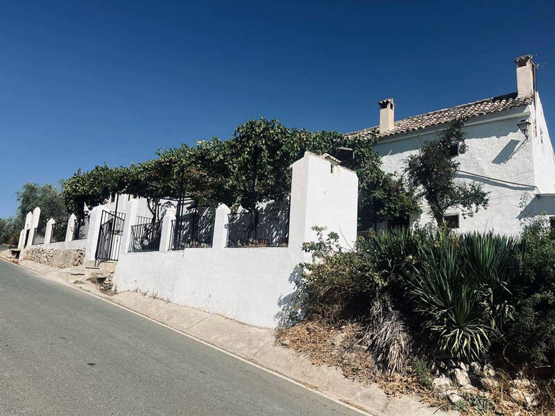 Landhaus zu verkaufen in Rute, Córdoba