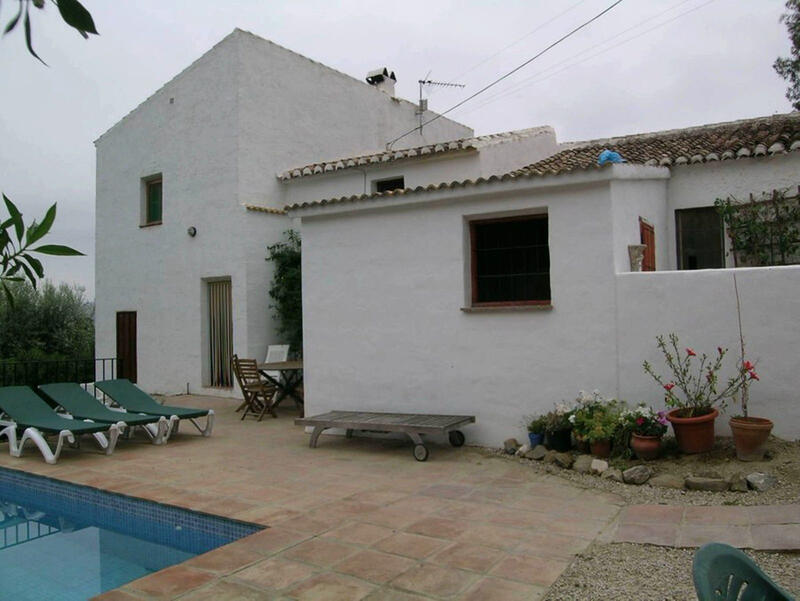 Villa for sale in Colmenar, Málaga