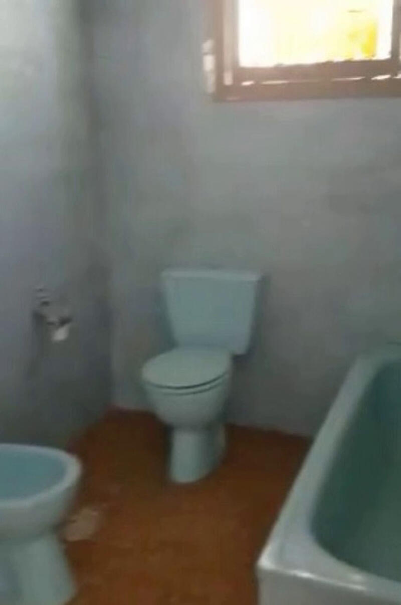 5 slaapkamer Gezinswoning Te koop