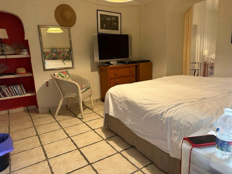 4 chambre Auberge à vendre