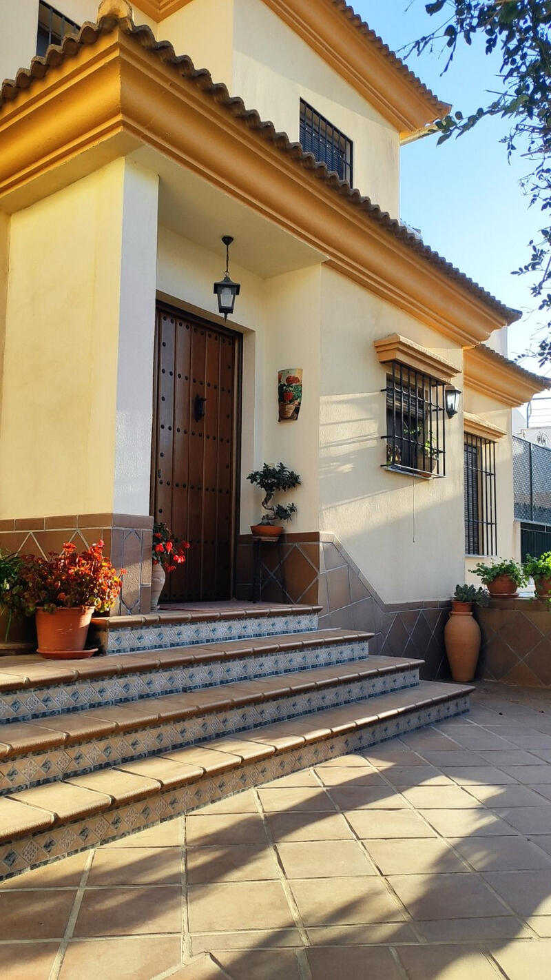 Villa Te koop in Antequera, Málaga