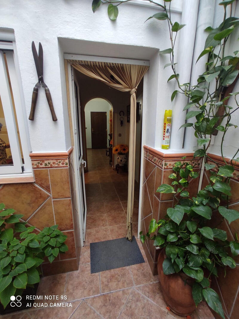 6 Schlafzimmer Stadthaus zu verkaufen