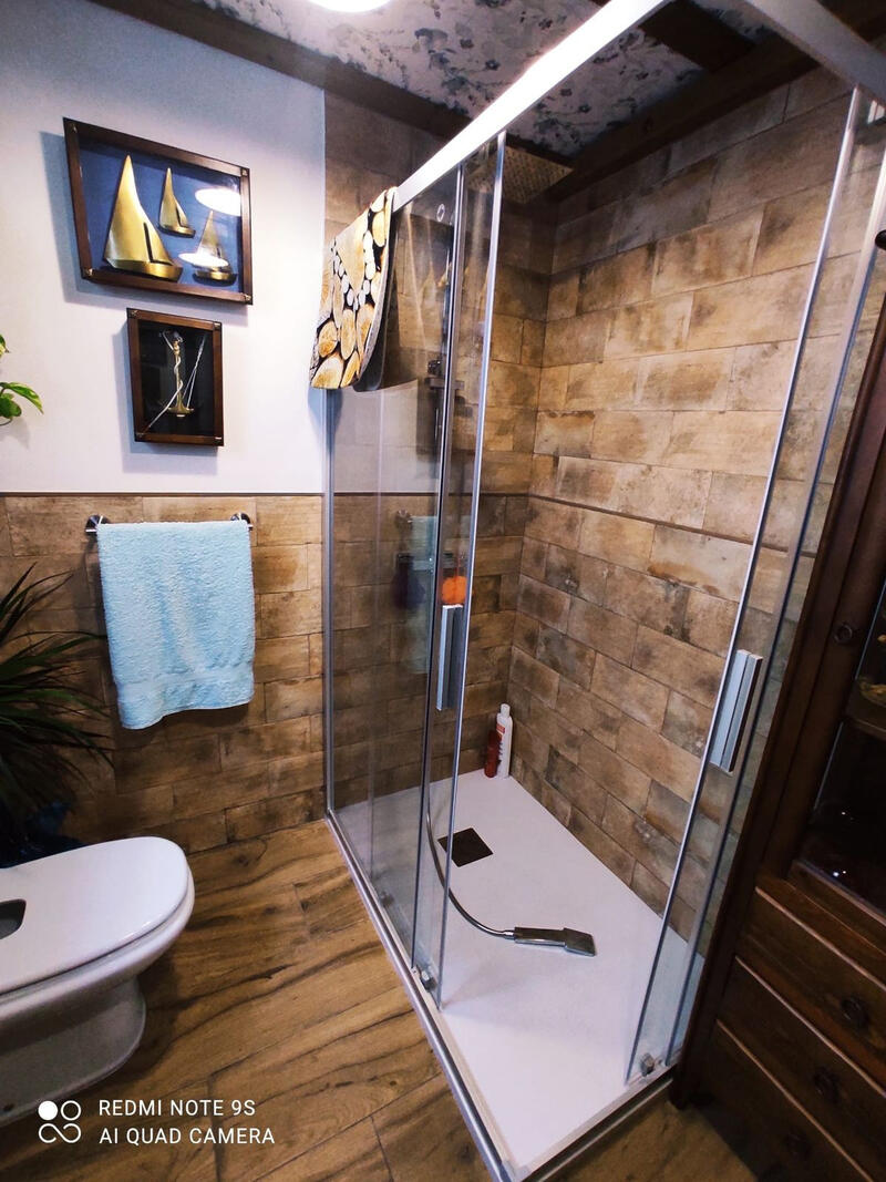 6 Schlafzimmer Stadthaus zu verkaufen