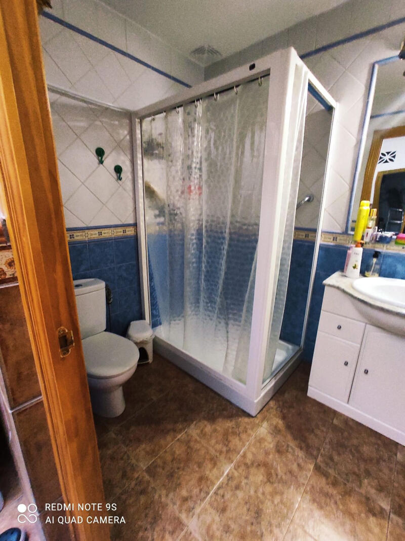 6 Schlafzimmer Stadthaus zu verkaufen