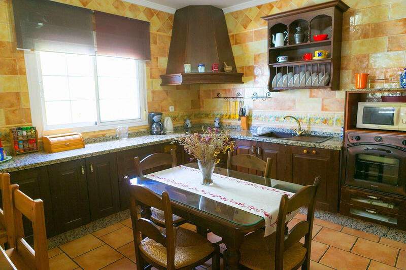 5 Cuarto Local Comercial en venta
