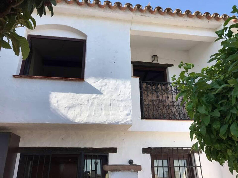 2 Cuarto Adosado en venta