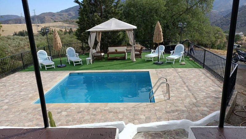 2 Cuarto Casa de Campo en venta