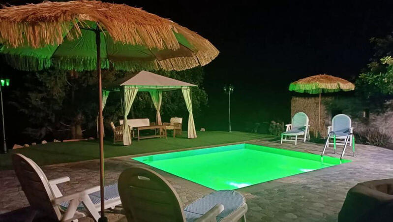 2 Cuarto Casa de Campo en venta
