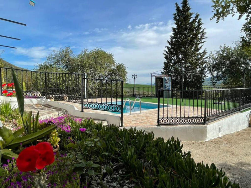2 Cuarto Casa de Campo en venta