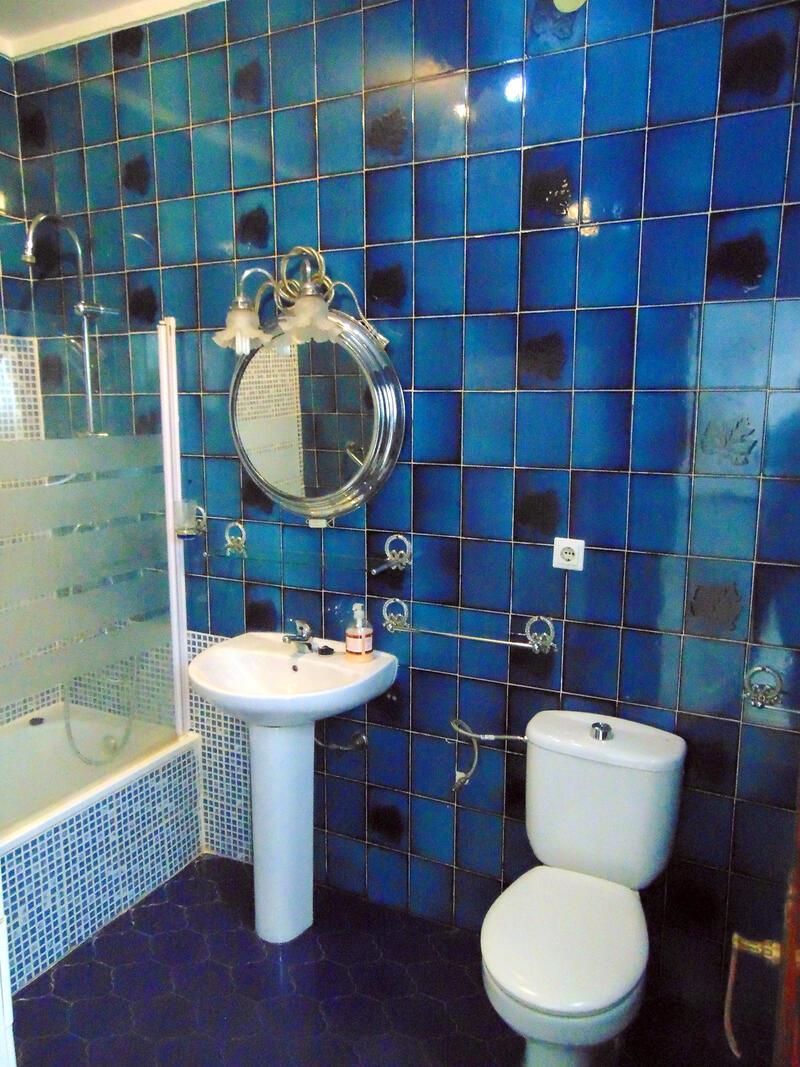3 Cuarto Local Comercial en venta