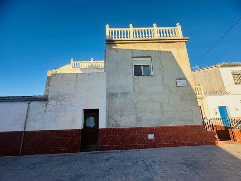 3 bedroom Country House for sale