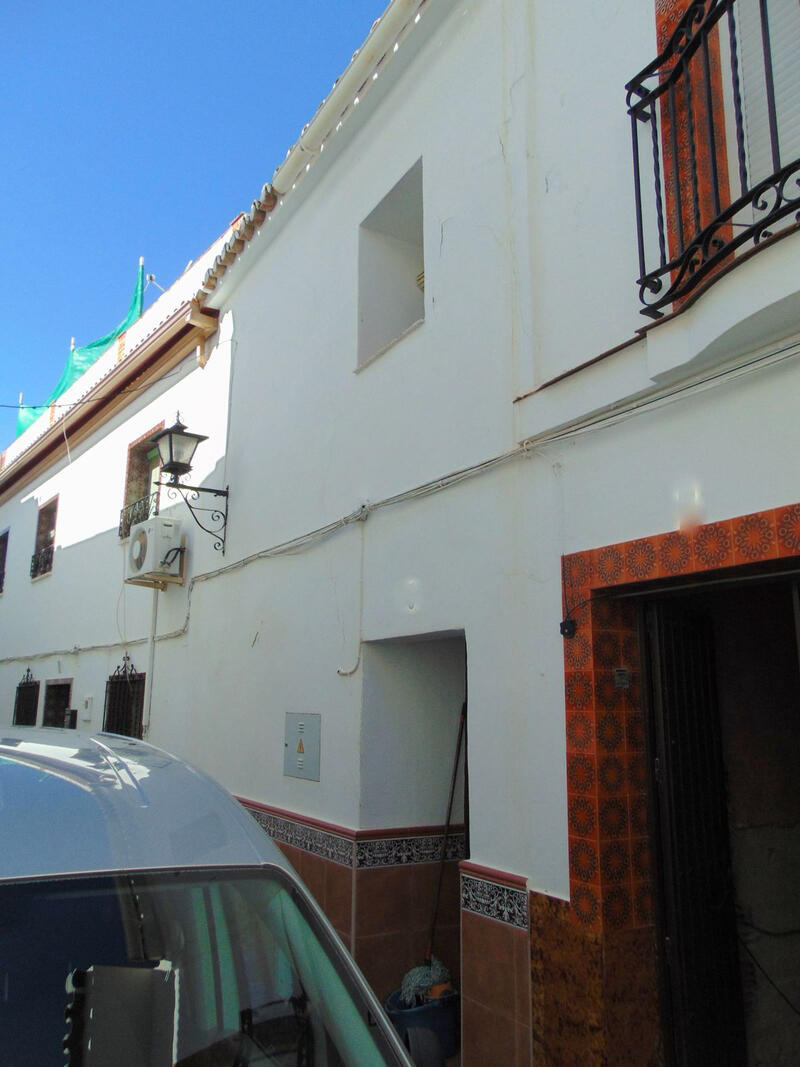 Townhouse for sale in Alhaurin el Grande, Málaga
