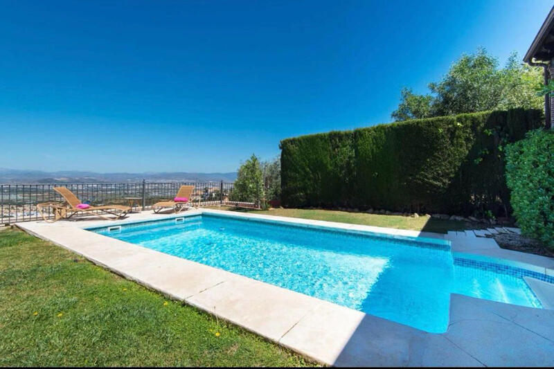 7 chambre Villa à vendre