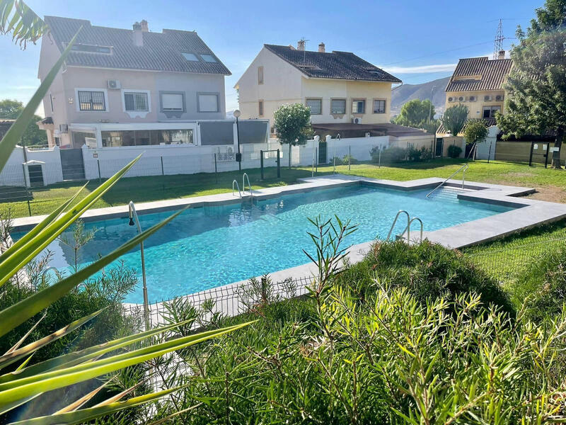 Country House for sale in Estacion de Cartama, Málaga