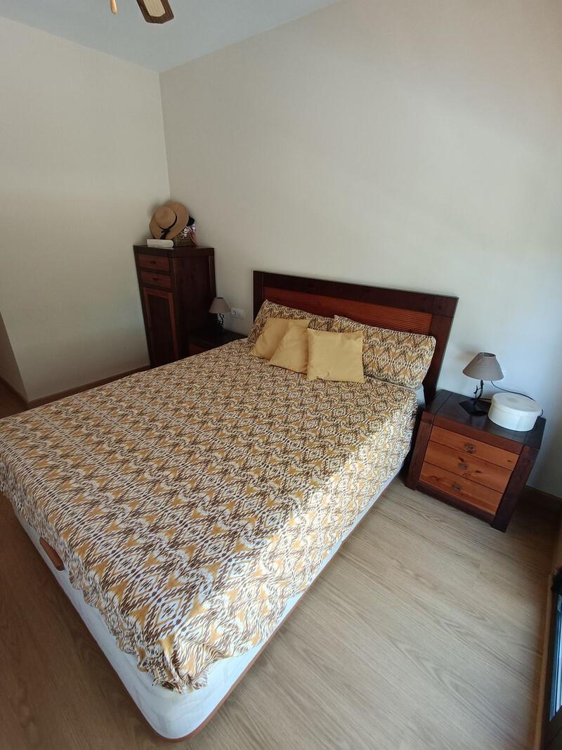 4 bedroom Townhouse for sale