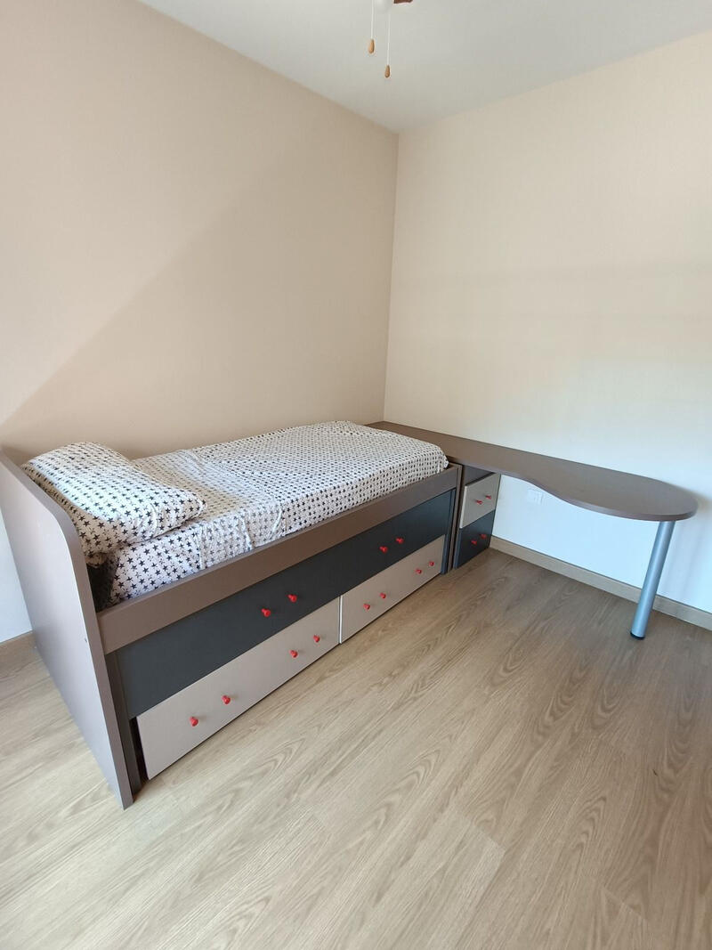 4 bedroom Townhouse for sale