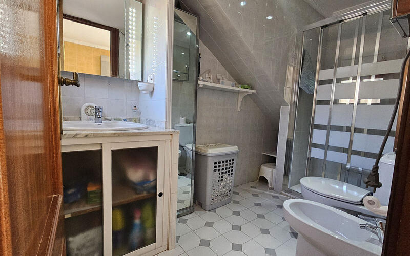 4 Cuarto Villa en venta