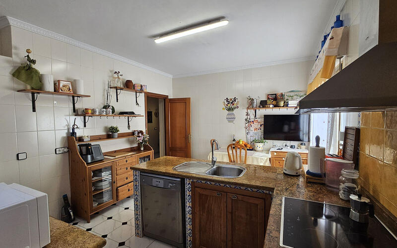4 Cuarto Villa en venta