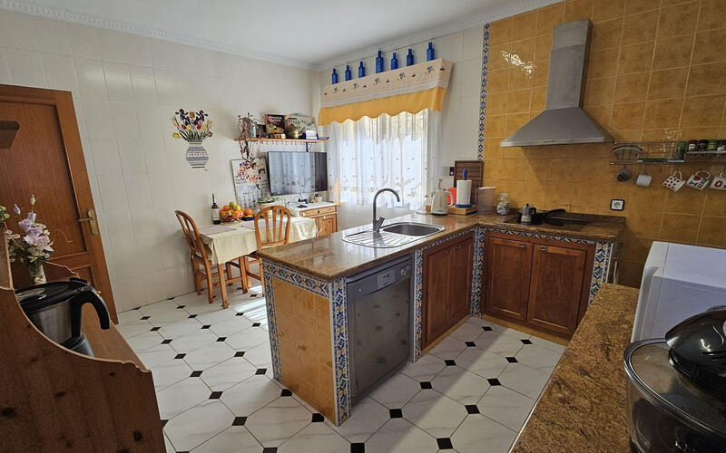 4 Cuarto Villa en venta