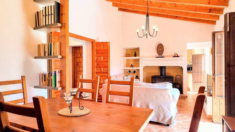 3 Schlafzimmer Landhaus zu verkaufen