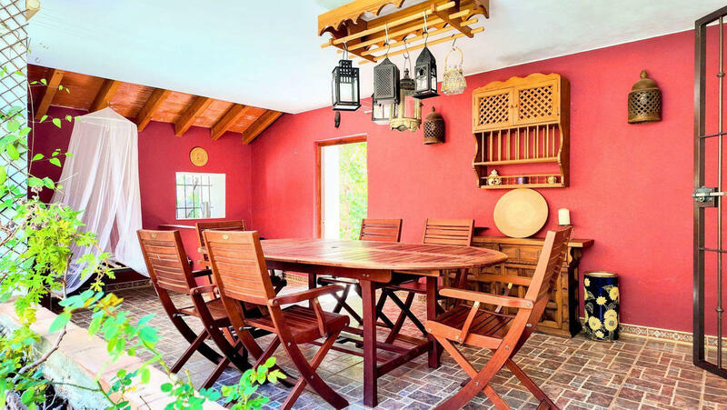 3 Schlafzimmer Landhaus zu verkaufen