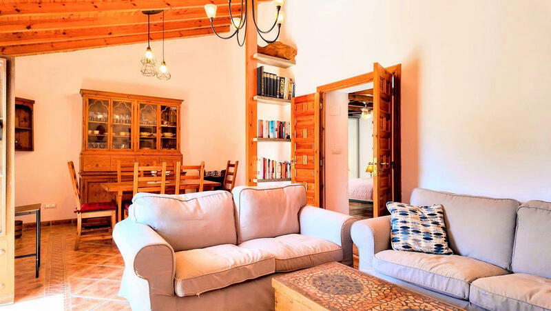 3 Schlafzimmer Landhaus zu verkaufen