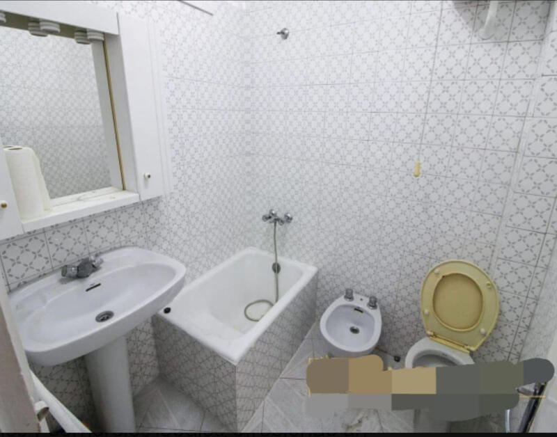 2 slaapkamer Gezinswoning Te koop