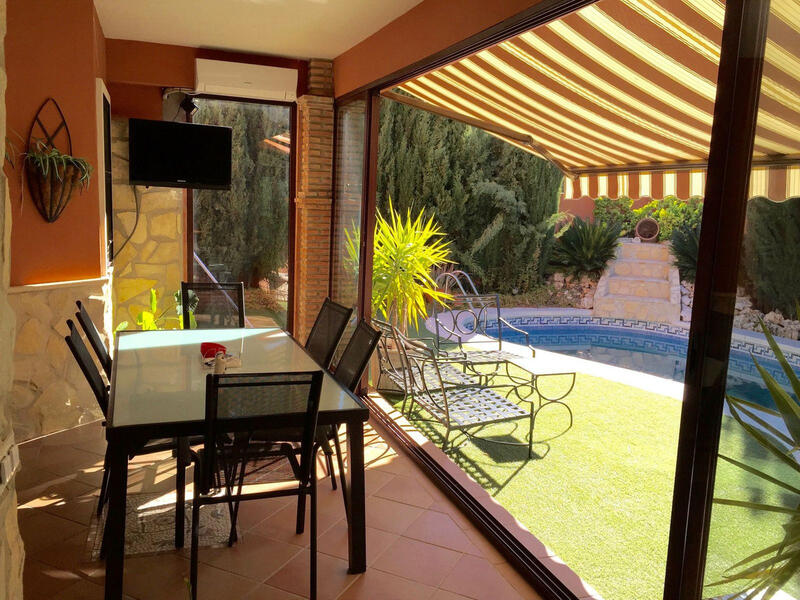 5 Schlafzimmer Villa zu verkaufen