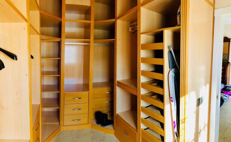 5 Schlafzimmer Villa zu verkaufen