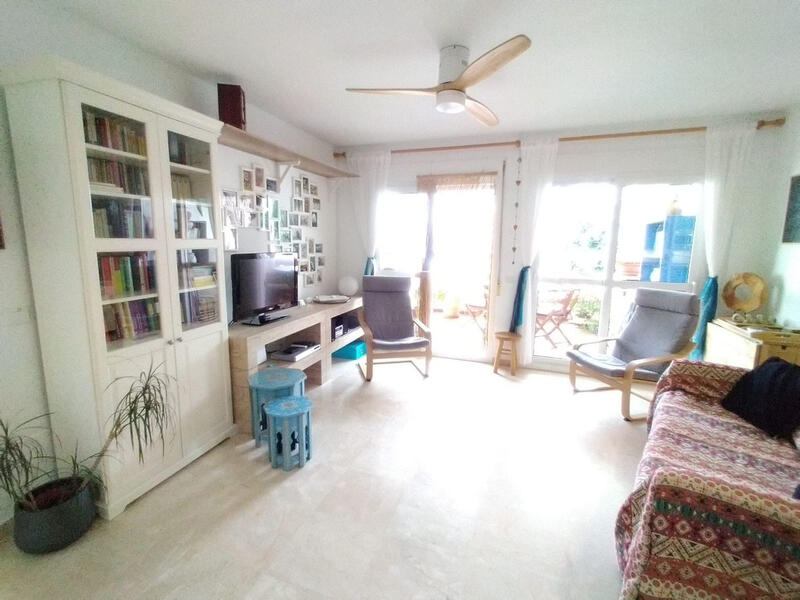 2 slaapkamer Appartement Te koop