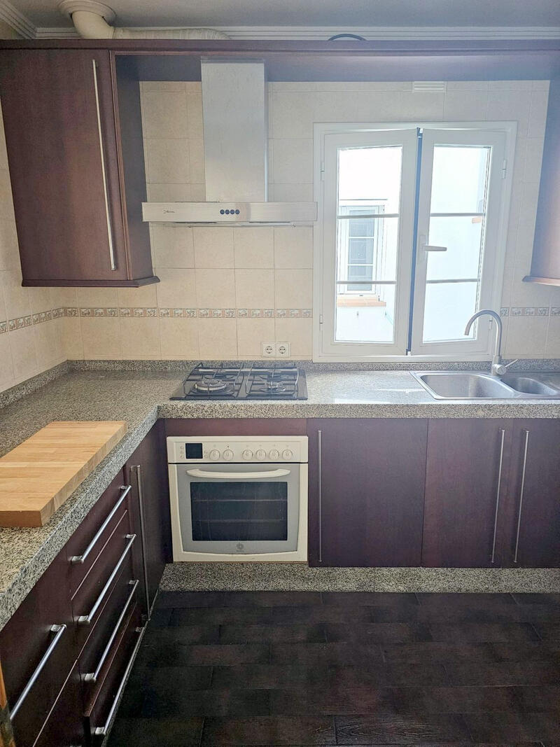 2 спальная комната квартира продается
