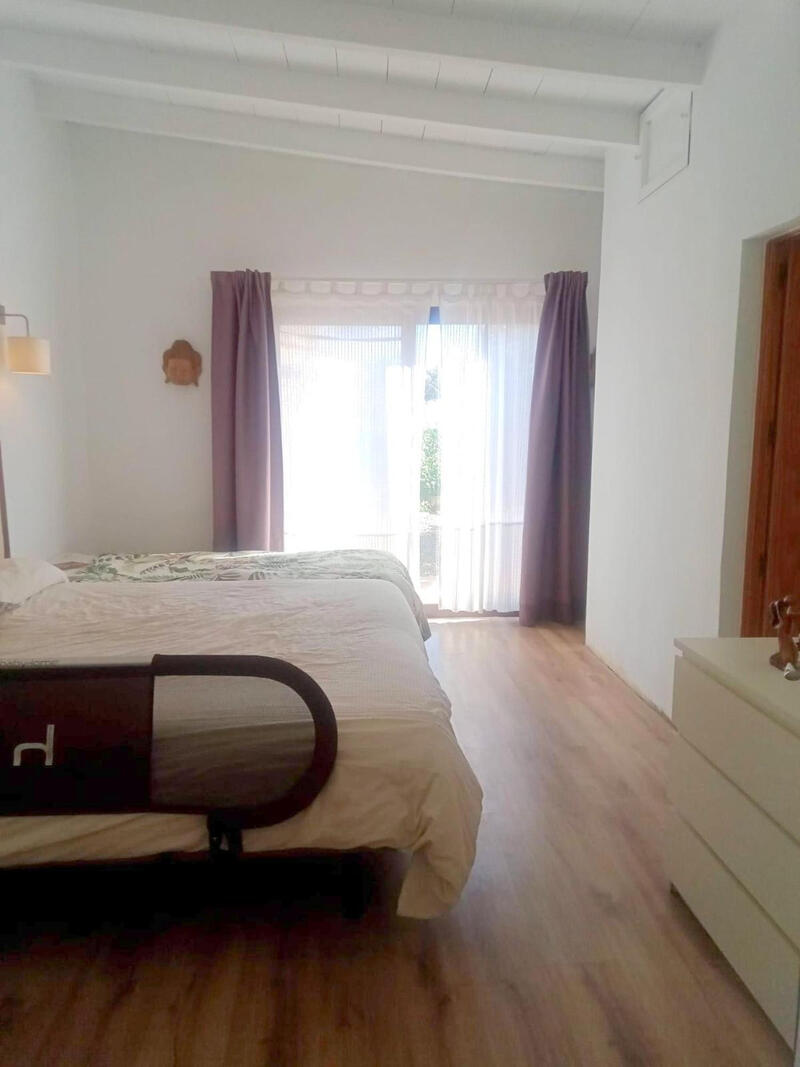 4 slaapkamer Villa Te koop