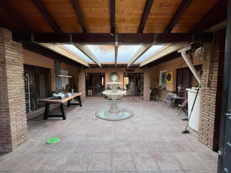 3 chambre Auberge à vendre