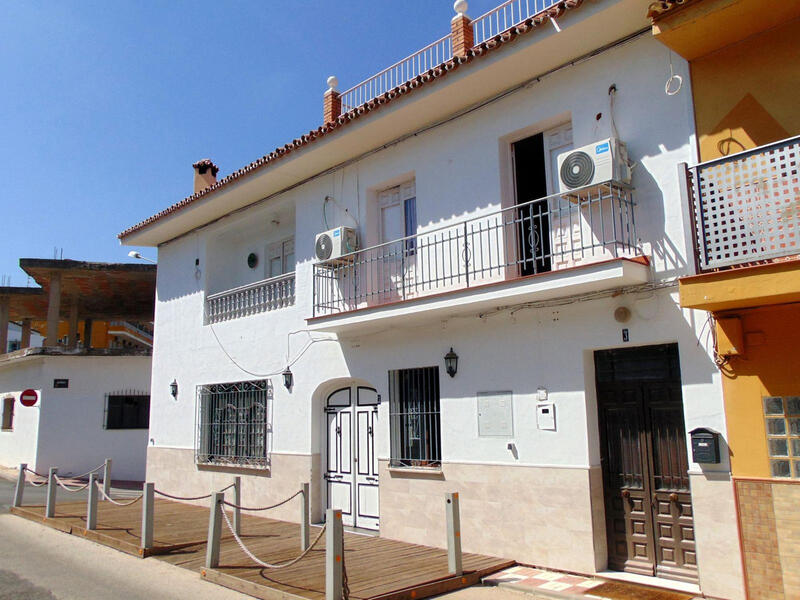 4 Cuarto Adosado en venta