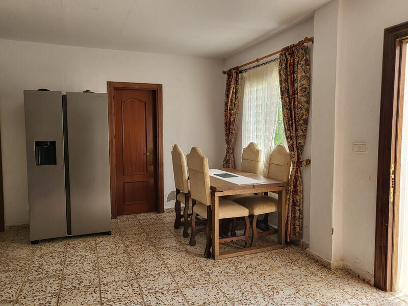 2 bedroom Country House for sale