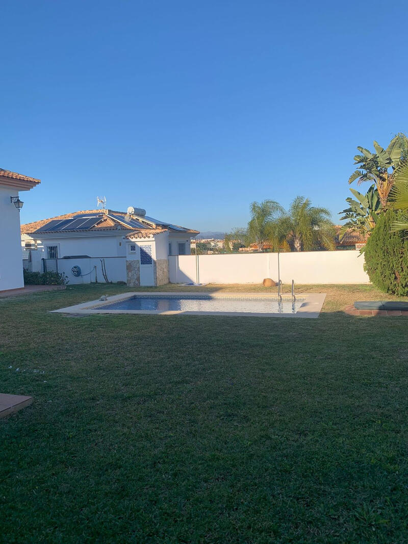 3 Cuarto Villa en venta