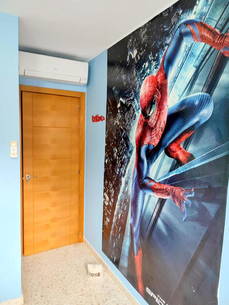 4 bedroom Townhouse for sale