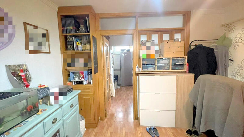 4 bedroom Townhouse for sale