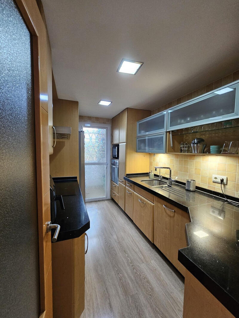 3 bedroom Townhouse for sale