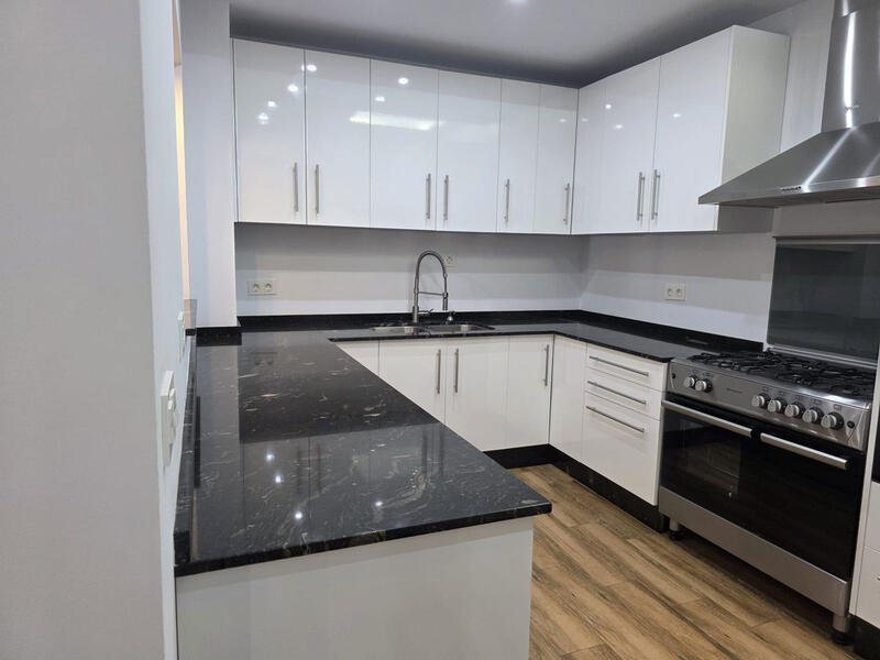 2 bedroom Apartment for sale 2 bedroom Apartment for sale