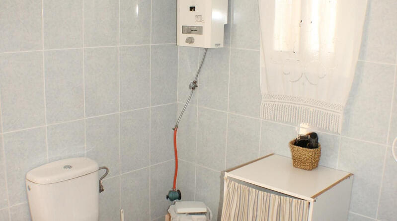 4 спальная комната Деревенский Дом продается