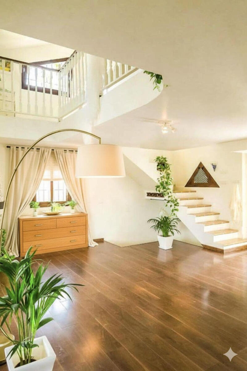 3 bedroom Commercial Property for sale