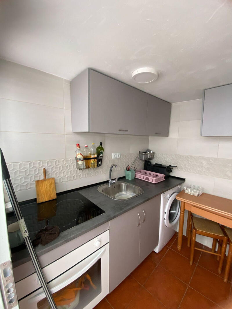 2 slaapkamer Gezinswoning Te koop 2 slaapkamer Gezinswoning Te koop