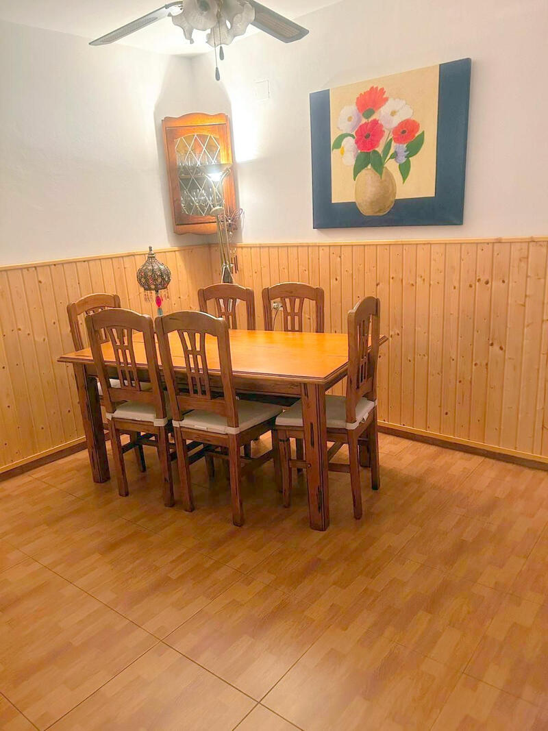 5 спальная комната вилла продается 5 спальная комната вилла продается